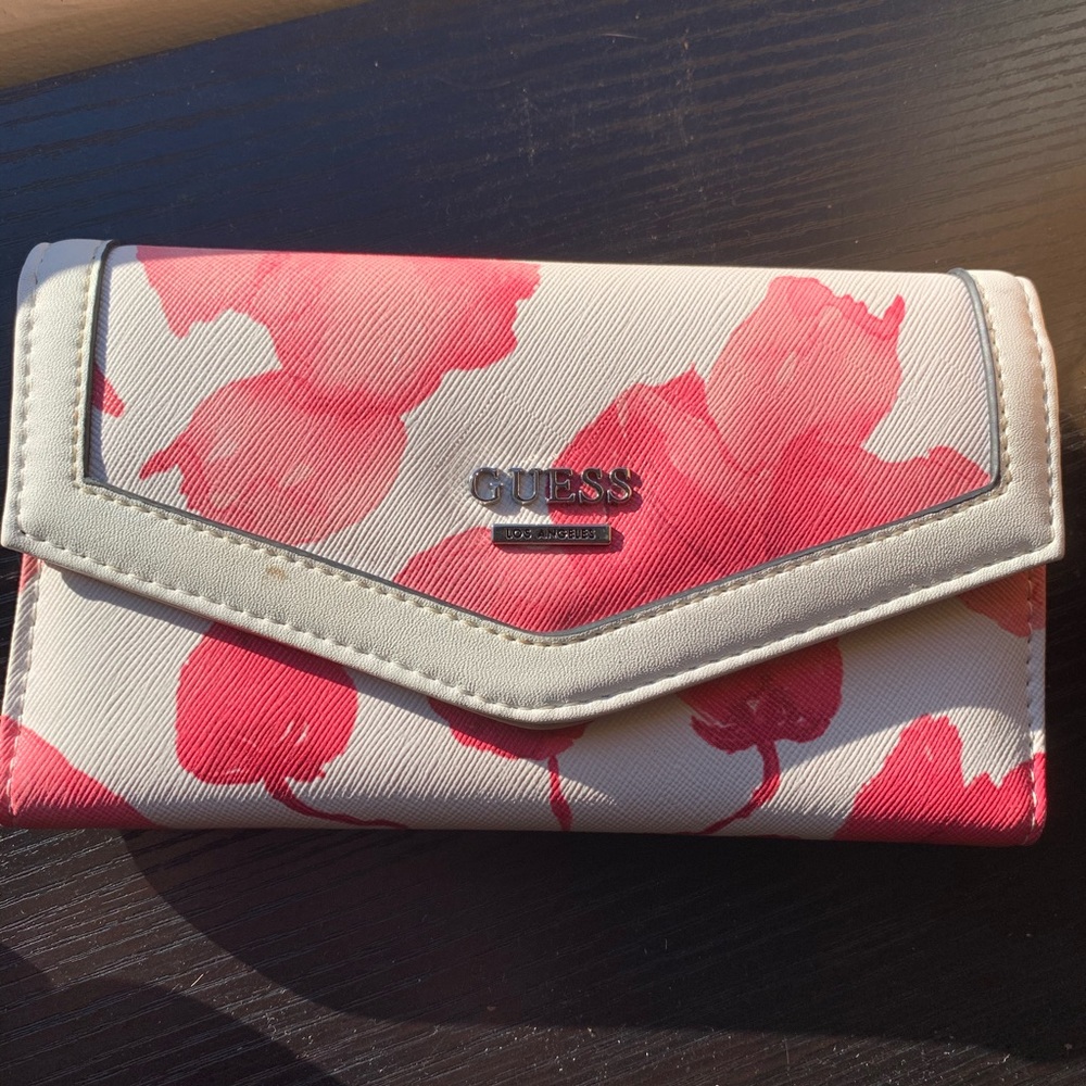 🌺Guess Wallet - Picture 2 of 10